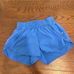 Lululemon Track That low-rise shorts, size 6